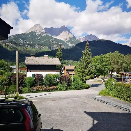 Tritscher شقة سالفلدن ام ستينه